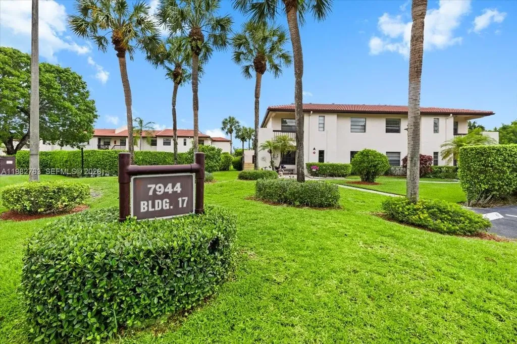 7944 Eastlake Drive Boca Raton FL 33433