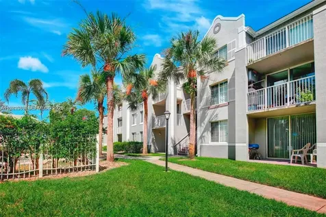 655 SW 111th Way Pembroke Pines FL 33025