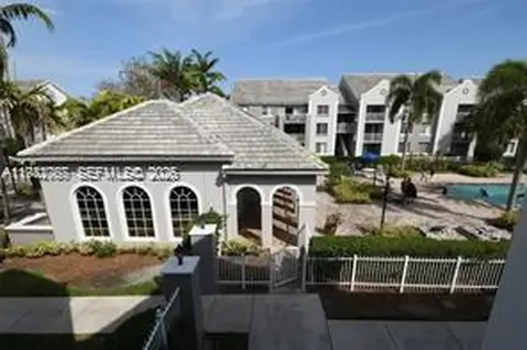 655 SW 111th Way Pembroke Pines FL 33025
