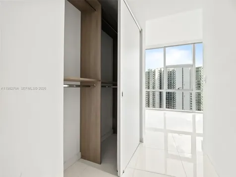 851 NE 1st Avenue Miami FL 33132