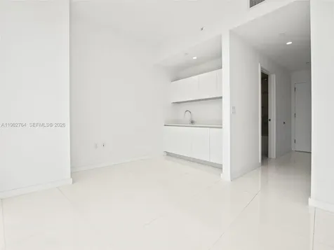 851 NE 1st Avenue Miami FL 33132