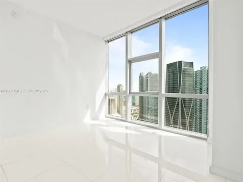 851 NE 1st Avenue Miami FL 33132