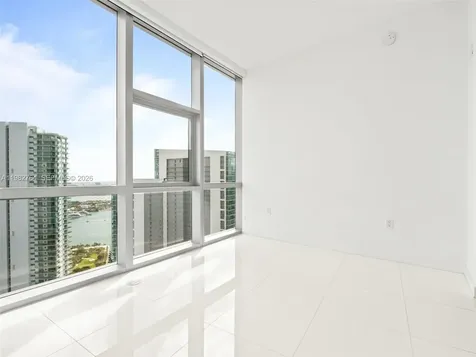851 NE 1st Avenue Miami FL 33132