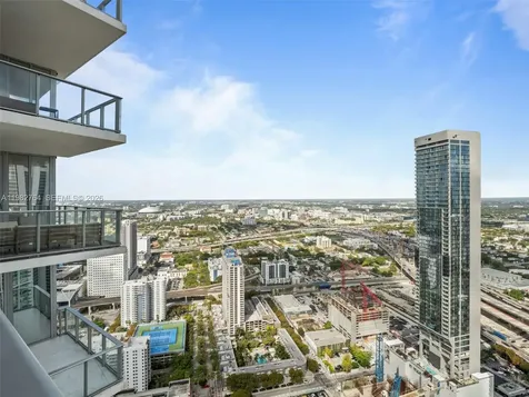 851 NE 1st Avenue Miami FL 33132