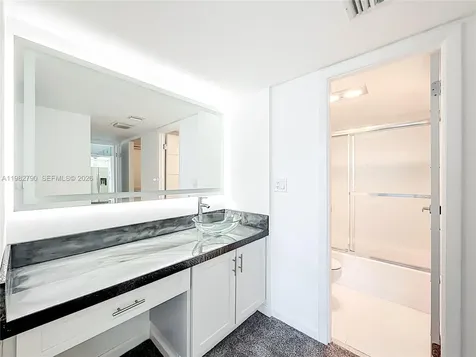 20301 W Country Club Drive Aventura FL 33180