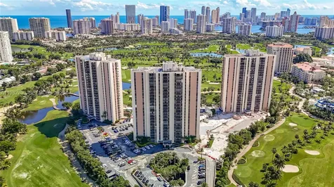 20301 W Country Club Drive Aventura FL 33180