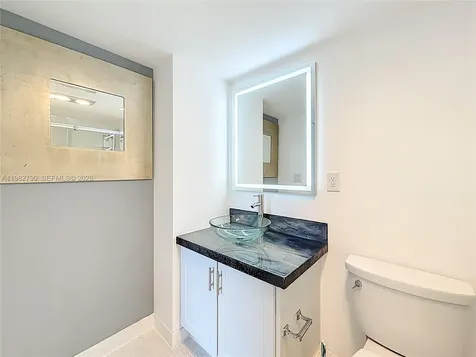 20301 W Country Club Drive Aventura FL 33180