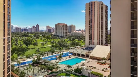 20301 W Country Club Drive Aventura FL 33180