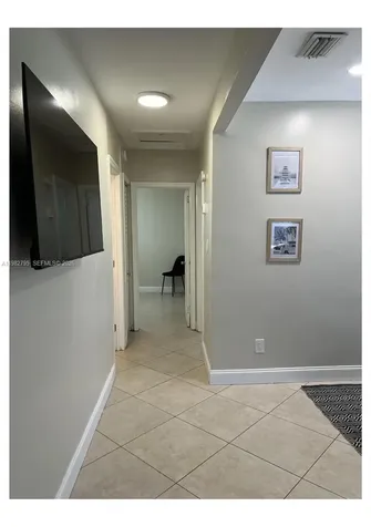 2415 Grant Street Hollywood FL 33020