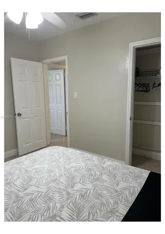 2415 Grant Street Hollywood FL 33020