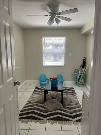 2415 Grant Street Hollywood FL 33020