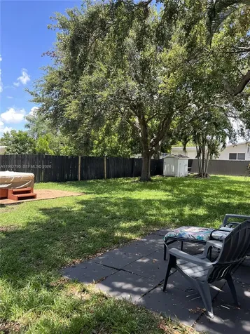 2415 Grant Street Hollywood FL 33020