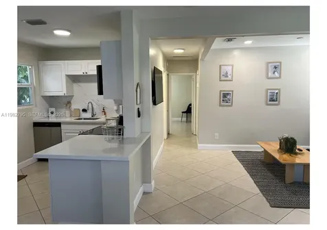 2415 Grant Street Hollywood FL 33020