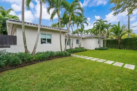 500 NE 51st Street Miami FL 33137
