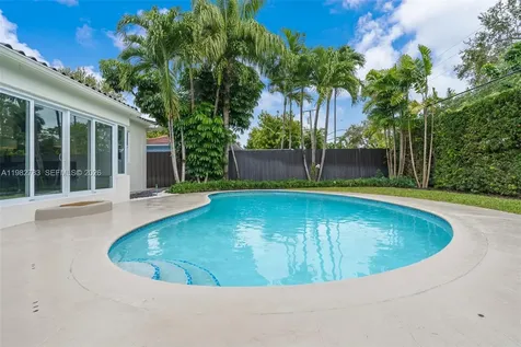 500 NE 51st Street Miami FL 33137