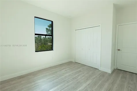 861 Bancroft Lehigh Acres FL 33974
