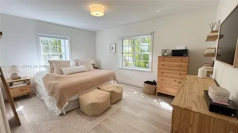 5785 SW 54th Terrace Miami FL 33155