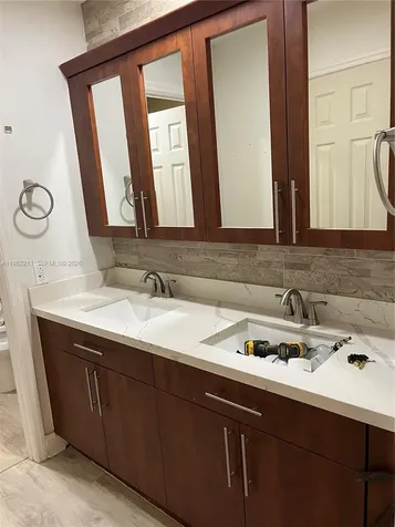 13485 SW 28th Street Miami FL 33175
