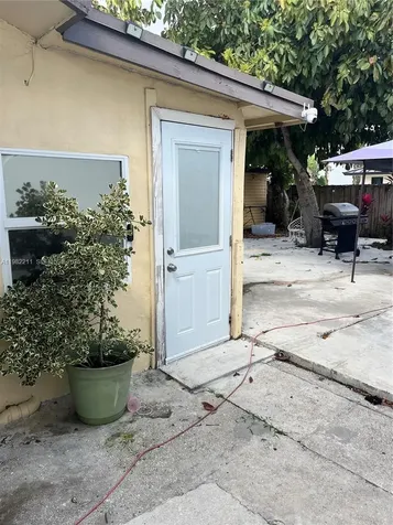 13485 SW 28th Street Miami FL 33175