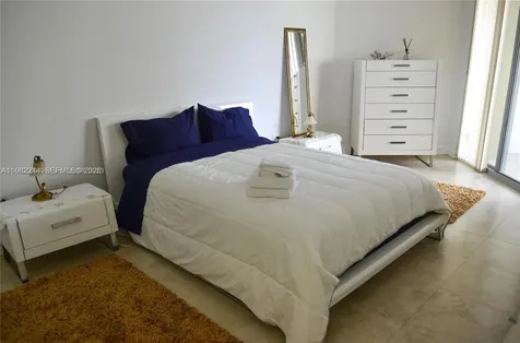 5555 Collins Avenue Miami Beach FL 33140