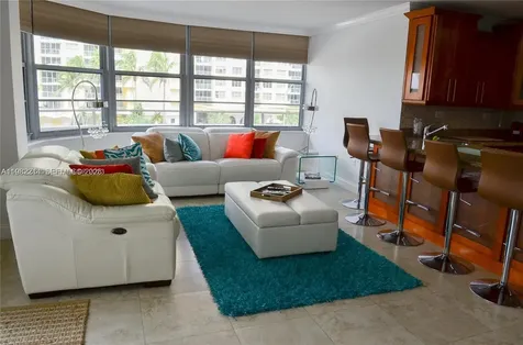 5555 Collins Avenue Miami Beach FL 33140