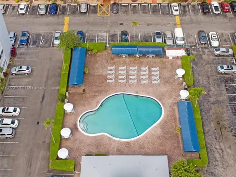 410 SE 2nd Street Hallandale Beach FL 33009