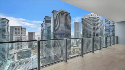 88 SW 7th Street Miami FL 33130