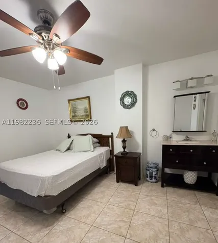 20500 W Country Club Drive Aventura FL 33180