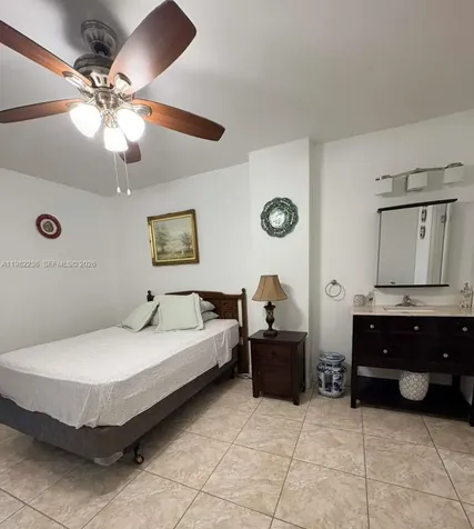 20500 W Country Club Drive Aventura FL 33180