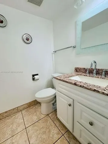 20500 W Country Club Drive Aventura FL 33180