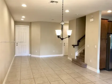 106 Riverwalk Circle E Plantation FL 33325