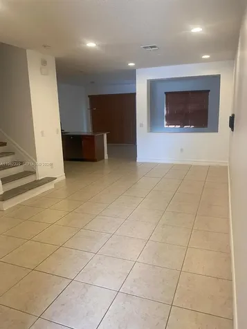 106 Riverwalk Circle E Plantation FL 33325
