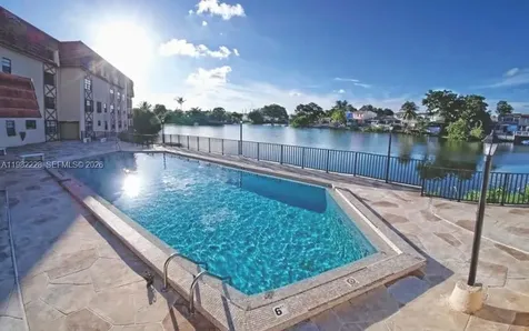 1325 W 68th Street Hialeah FL 33014