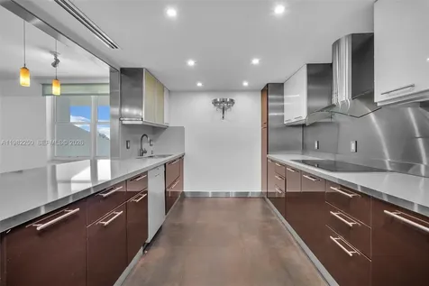 199 Ocean Lane Drive Key Biscayne FL 33149