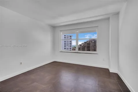 199 Ocean Lane Drive Key Biscayne FL 33149