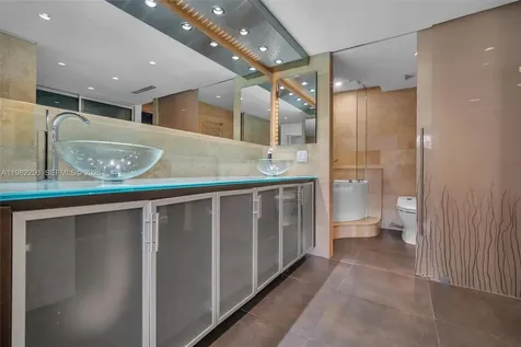 199 Ocean Lane Drive Key Biscayne FL 33149