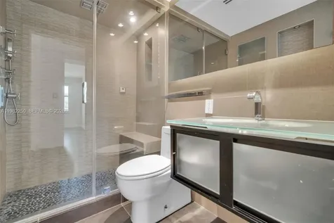 199 Ocean Lane Drive Key Biscayne FL 33149