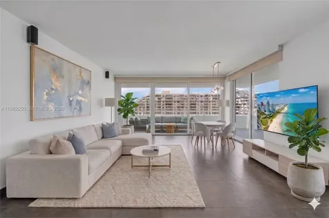 199 Ocean Lane Drive Key Biscayne FL 33149