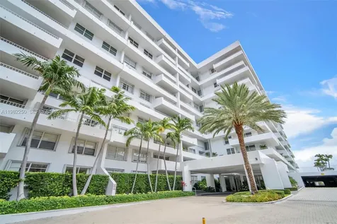 199 Ocean Lane Drive Key Biscayne FL 33149