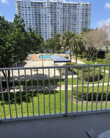 2851 NE 183rd Street Aventura FL 33160