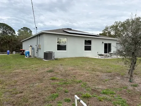 8065 97th Avenue Vero Beach FL 32967