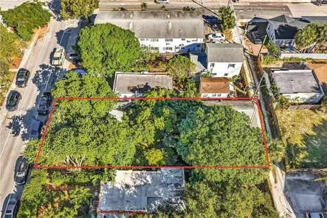 424 N J Street Lake Worth FL 33460