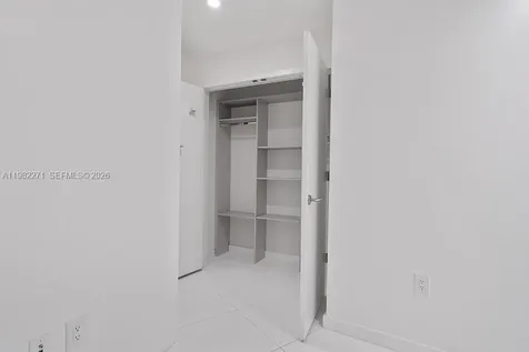851 NE 1st Avenue Miami FL 33132