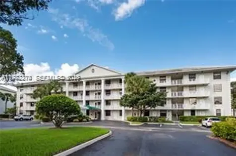 1713 Whitehall Drive Davie FL 33324
