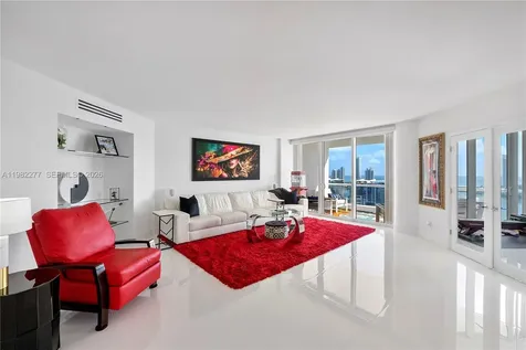 7000 Island Boulevard Aventura FL 33160