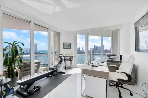 7000 Island Boulevard Aventura FL 33160
