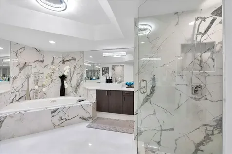 7000 Island Boulevard Aventura FL 33160