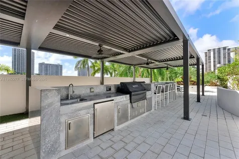 7000 Island Boulevard Aventura FL 33160