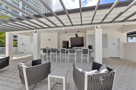 7000 Island Boulevard Aventura FL 33160