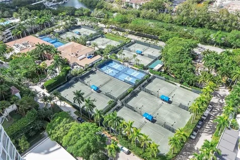 7000 Island Boulevard Aventura FL 33160